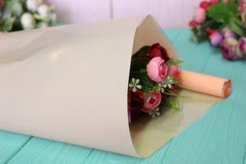 Плівка квіткова (флористична) однотонна тонуюча для пакування та декорування 0,6*11 м 255-4709-10 фото